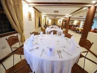 La Roca Veranda Suites & Restaurant Legazpi Ngoại thất bức ảnh